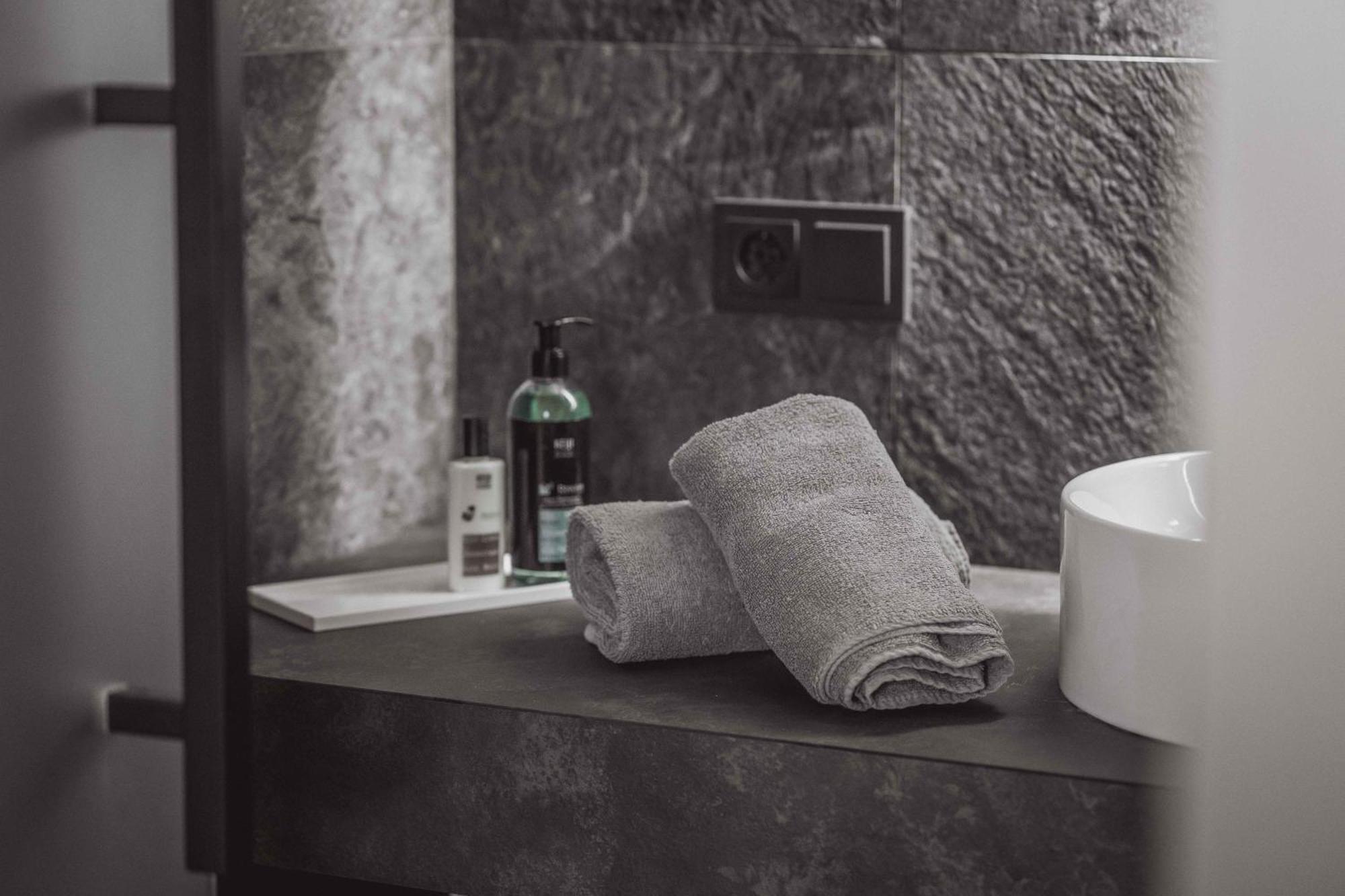 Hotel Continental Dolomites เซลวาดีวัลการ์เดนา ภายนอก รูปภาพ